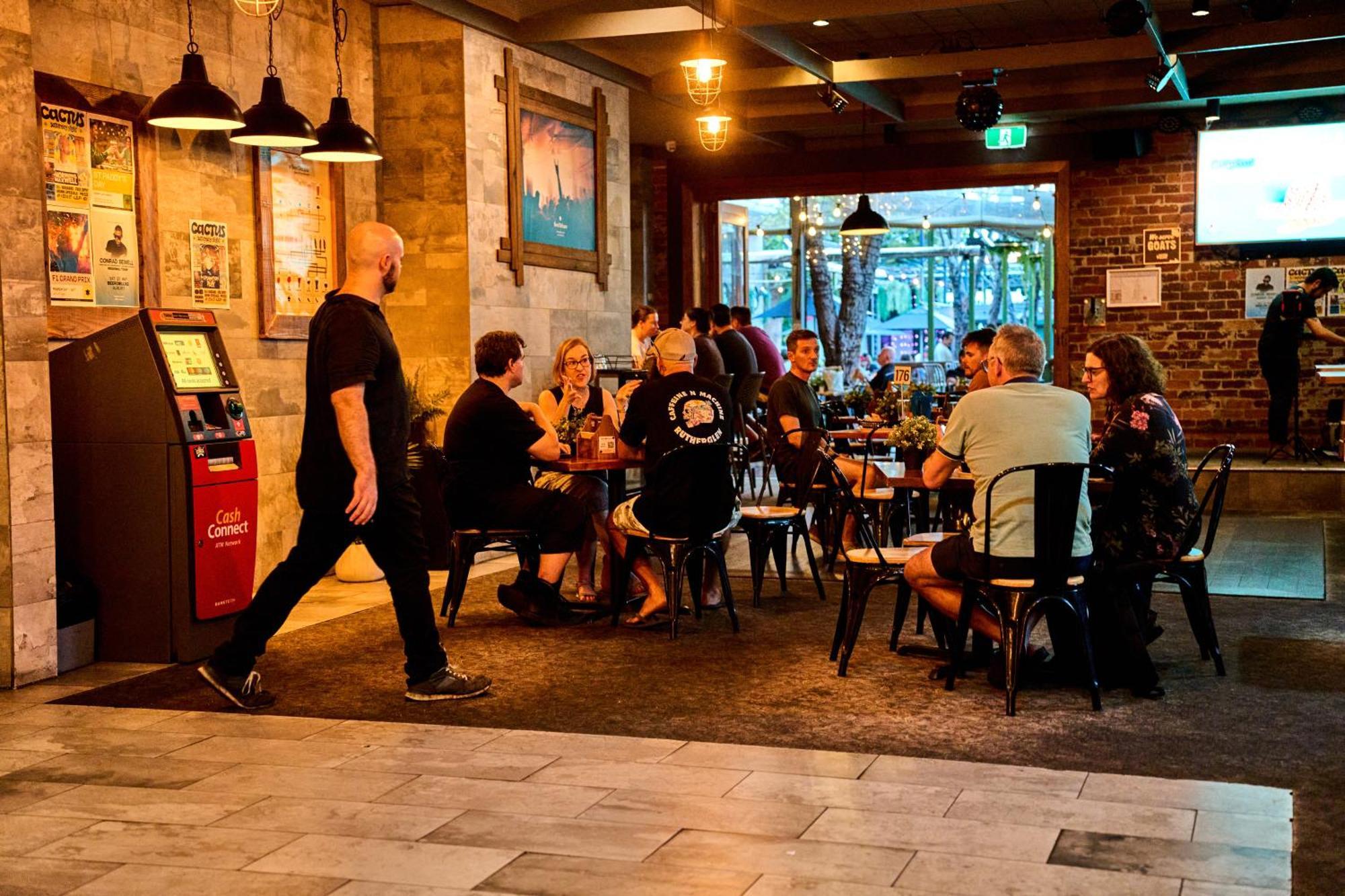 מלון Beer Deluxe אלבורי מראה חיצוני תמונה